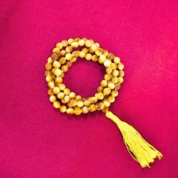 Cat Eye Mala (लहसुनिया माला)