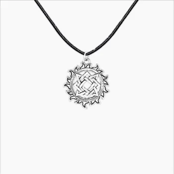 Valkyrie Slavic Necklace (वल्क्यरी स्लाविक लॉकेट)