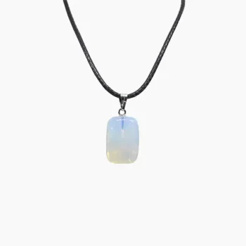 Opal Pendant (ओपल लॉकेट)