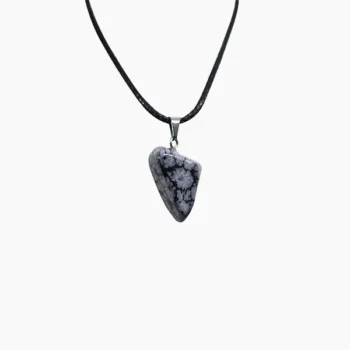 Snowflake Obsidian Locket (स्नोफ्लेक लॉकेट)