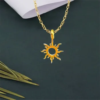Sun Pendant (सूर्य लॉकेट)