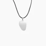 White Stone Locket (सफ़ेद स्टोन लॉकेट)