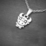 Buffalo Head Charm Pendant (भैंस सिर चार्म लॉकेट)