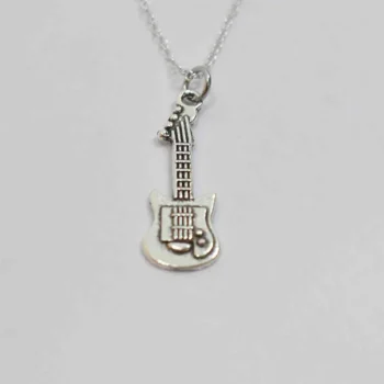 Guitar Charm Pendant (गिटार चार्म लॉकेट)