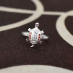 Orange Tortoise Ring (नारंगी कछुए की अंगूठी)