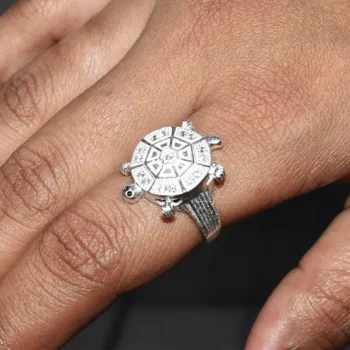 Silver Tortoise Ring (चाँदी की कछुआ अंगूठी)