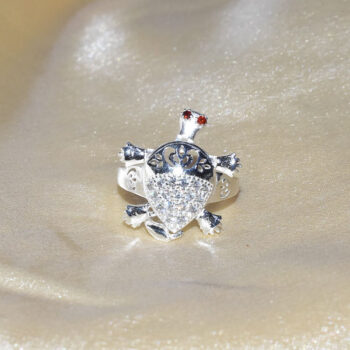 Small Shell Tortoise Ring (छोटे शैल कछुए की अंगूठी)