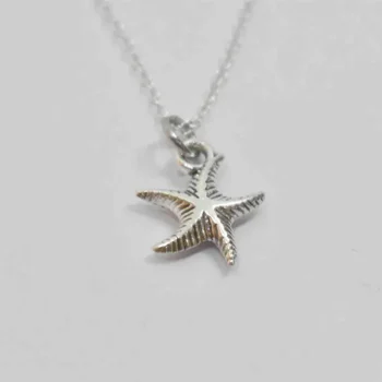 Starfish Charm Pendant (स्टारफिश चार्म लॉकेट)