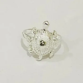 Yantra Tortoise Ring (यंत्र कछुआ अंगुठी)