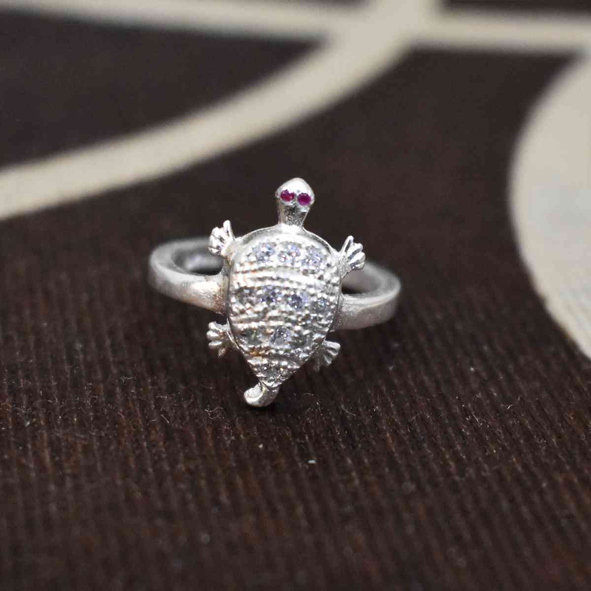 Aggregate 171+ tortoise ring for kanya rashi latest - xkldase.edu.vn