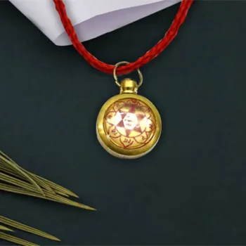 Ashtadhatu Saraswati Yantra Pendant (सरस्वती कवच)
