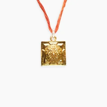 Shree Yantra Pendant Locket (श्रीयन्त्र कवच)