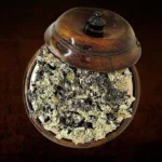 Sukhe Patthar Phool (सूखे पत्थर फूल)