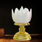 Flickering Flower Shaped Candle (टी-लाइट कैंडल)