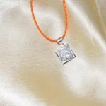 Stylish Pendant (स्टाइलिश पेंडेंट)
