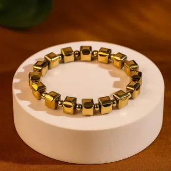 Pyrite Stone Bracelet, पाइराइट स्टोन ब्रेसलेट