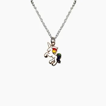 Unicorn Pendant (एक तंगावाला लॉकेट)