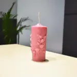 Flower Pillar Candle (फ्लावर पिलर मोमबत्ती)