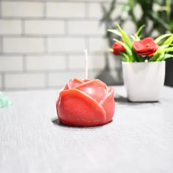 Rose Candle (गुलाब मोमबत्ती)