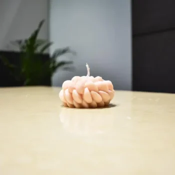 Santa Ana Flower Candle (सांता एना फ्लावर मोमबत्ती)