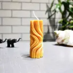 Wave Twisted Candle (वेव ट्विस्टेड मोमबत्ती)