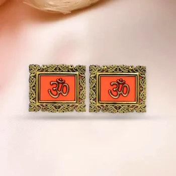 Om Sticker, ओम स्टिकर