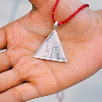 Saraswati Silver Yantra Locket, सरस्वती चांदी यंत्र लॉकेट