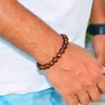 Amber Bracelet, एम्बर ब्रेसलेट